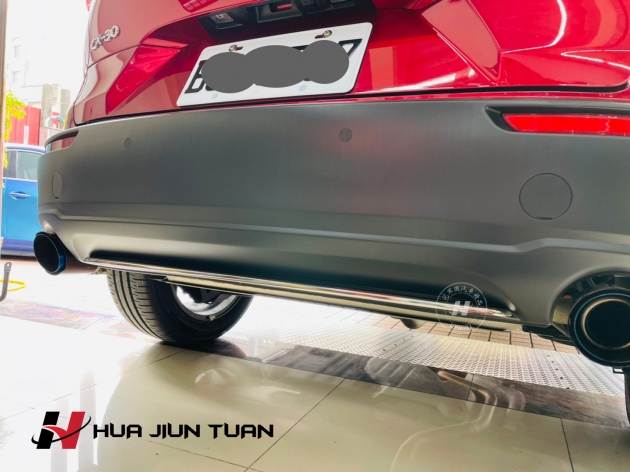 CX-30 白金後下飾條