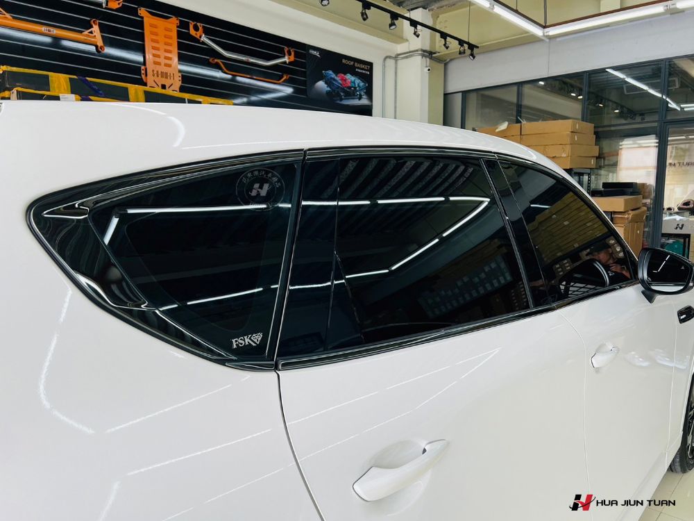 CX-60 車窗飾條